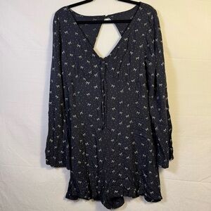 NWT American Eagle Short Black Dress with White Bow Pattern Women’s Size L